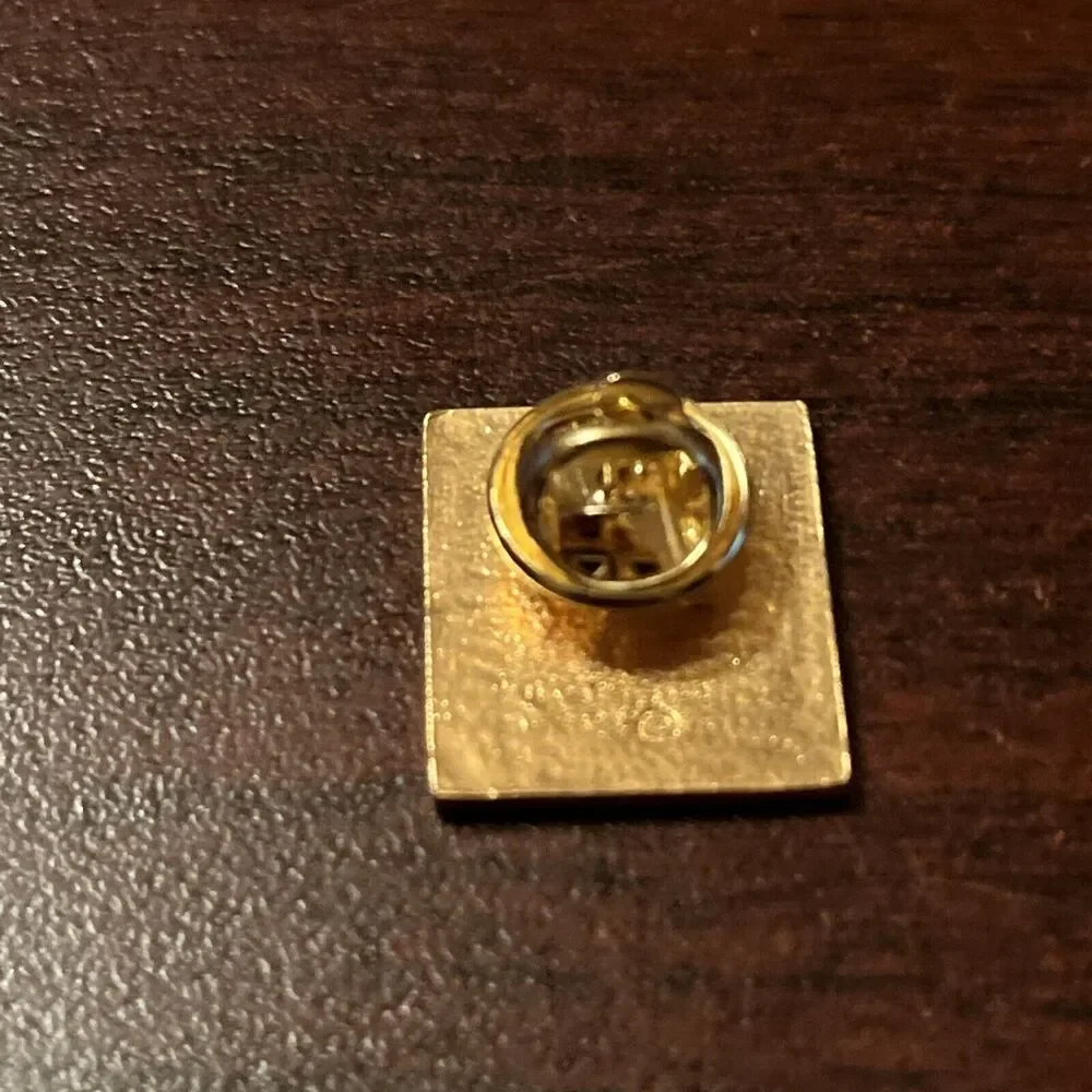 McDonald’s Employment‎ Classic Golf Tournament Employee Lapel Hat Pin